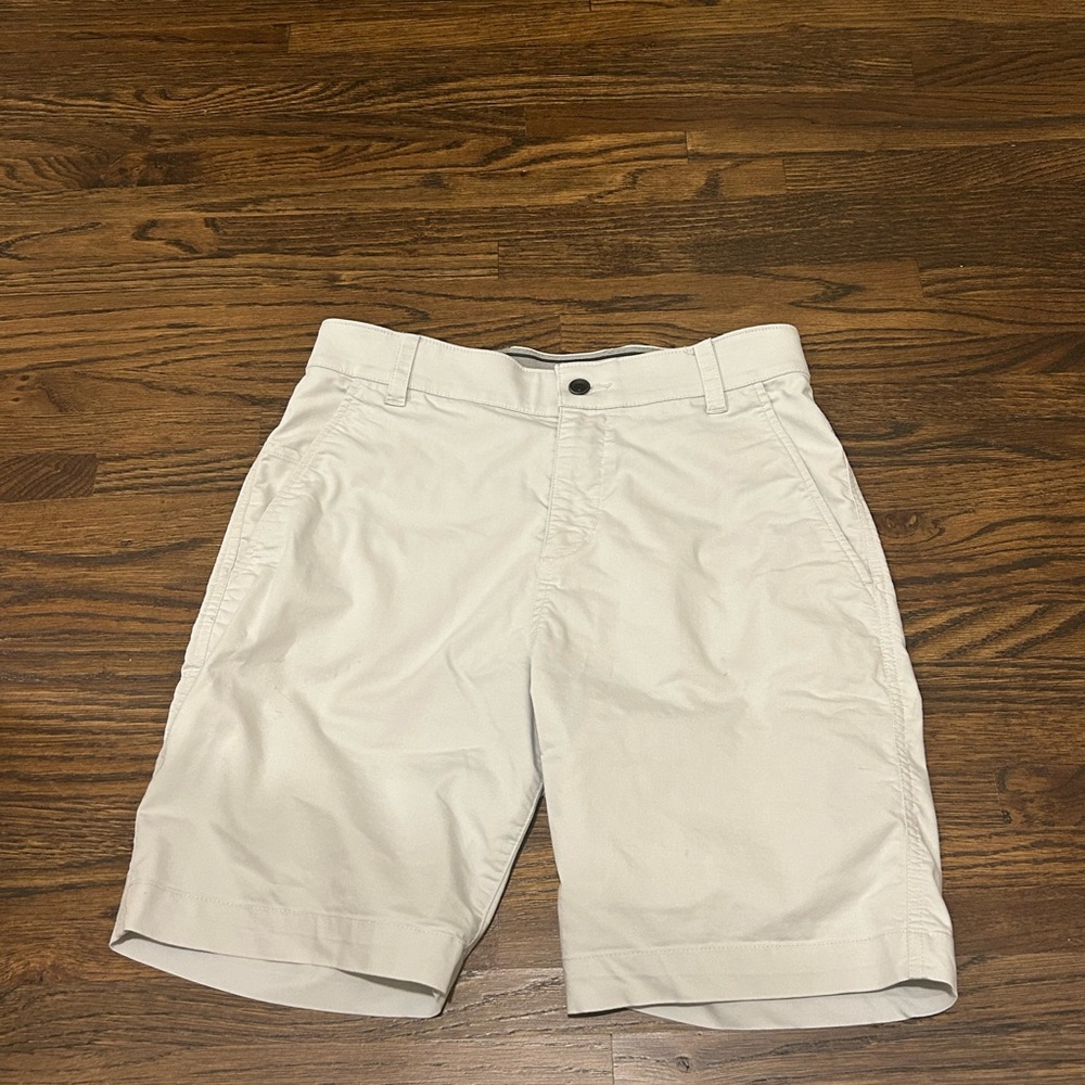 Nike Men's Flat Front Cream Shorts